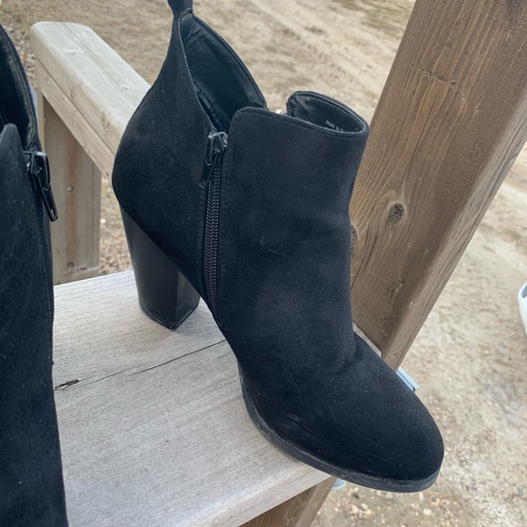 Black booties - Picture 4 of 4